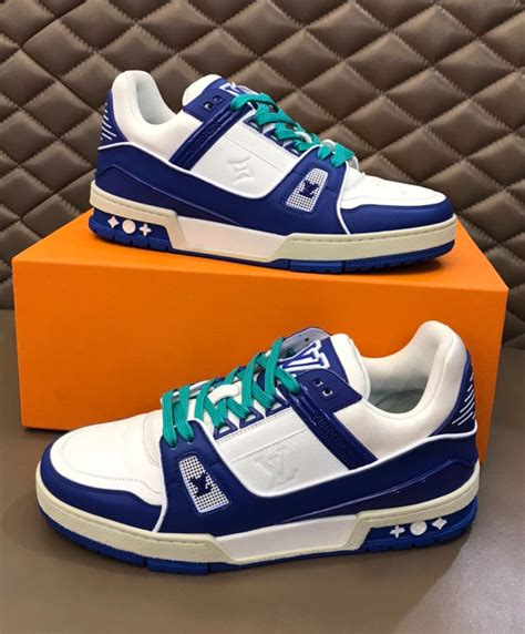 louis vuitton trainer sneaker blue.